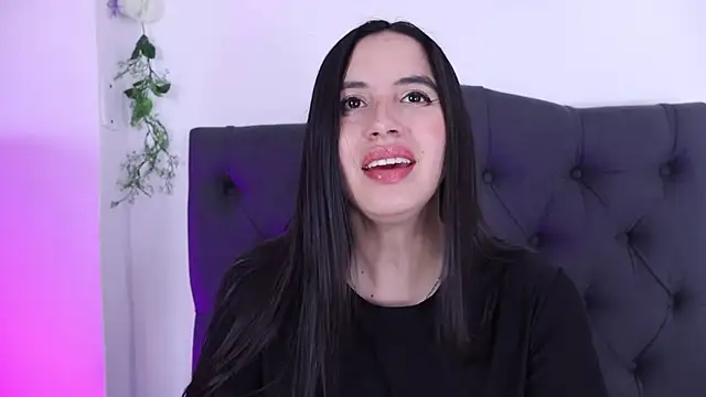 Snapshot of kaylee_lee chatting on 03/27/26, 04:29 kaylee lee online show from 03/27/26, 04:29