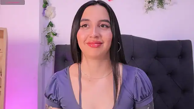Snapshot of kaylee_lee chatting on 07/15/26, 03:56 kaylee lee online show from 07/15/26, 03:56
