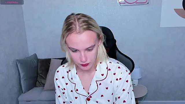 Carolin Miller online show from 09/26/25, 08:07