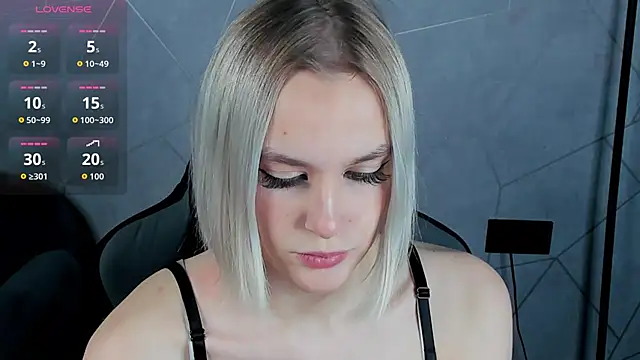 Carolin Miller online show from 12/03/25, 09:40