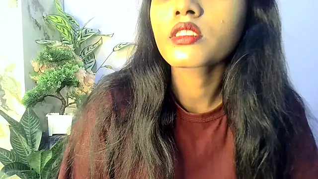 Snapshot of ANNU_ chatting on 04/13/26, 04:23 ANNU online show from 04/13/26, 04:23