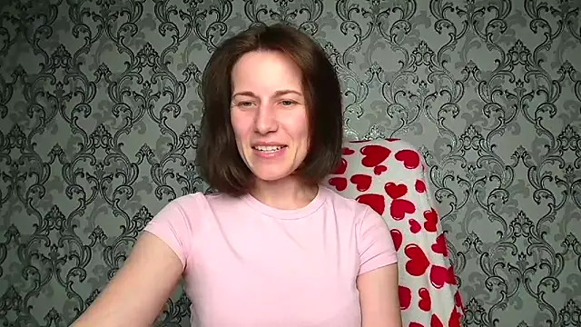 Kelly Kisss online show from 04/16/26, 09:39