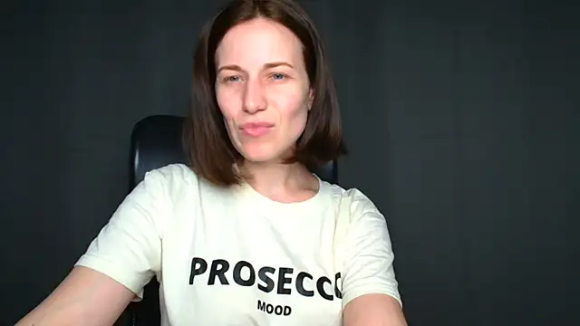 Kelly Kisss online show from 05/31/26, 08:10