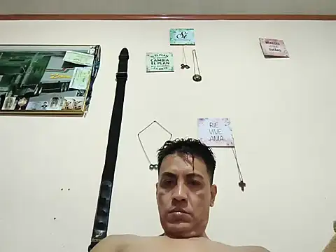 Snapshot of cachos2025 chatting on 07/19/26, 10:35 cachos2025 online show from 07/19/26, 10:35