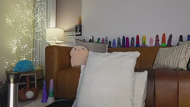 Taylorlove303 online show from 04/07/26, 10:15