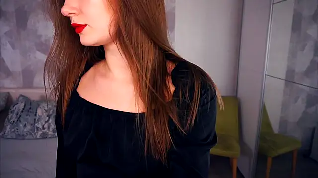 Snapshot of SilverGalen chatting on 11/13/25, 07:07 SilverGalen online show from 11/13/25, 07:07