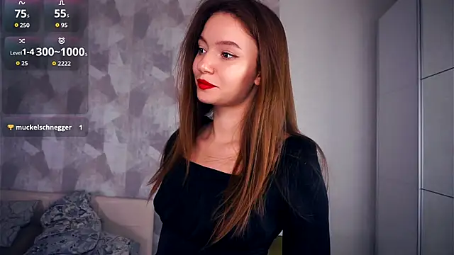 Snapshot of SilverGalen chatting on 11/14/25, 06:23 SilverGalen online show from 11/14/25, 06:23