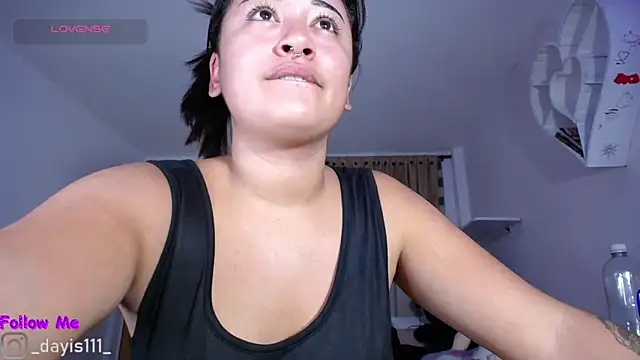 Snapshot of dayis_sweet chatting on 03/11/26, 02:39 dayis sweet online show from 03/11/26, 02:39
