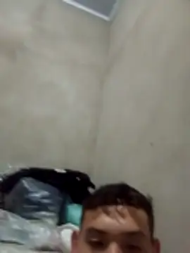 Henriquepauzao10 online show from 10/16/25, 02:45