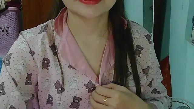 Uhem112 online show from 10/29/25, 01:02