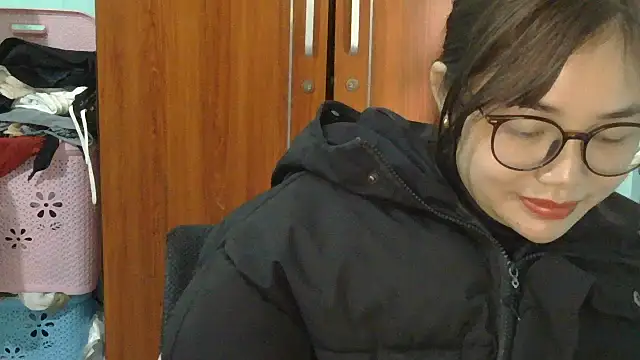 Uhem112 online show from 11/27/25, 03:30