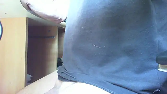 Snapshot of Babele5 chatting on 07/02/26, 07:58 Babele5 online show from 07/02/26, 07:58