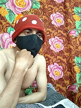 Seducing couple online show from 02/03/26, 10:31