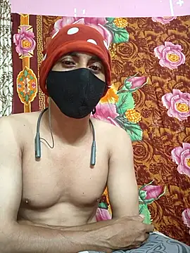 Snapshot of Seducing_couple chatting on 06/26/26, 05:01 Seducing couple online show from 06/26/26, 05:01