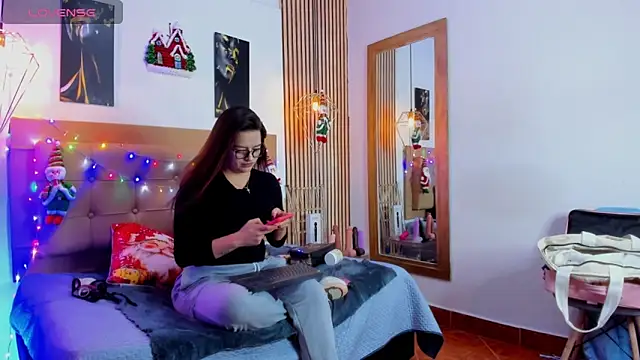  samanthaa foxx online show from 12/04/25, 03:16