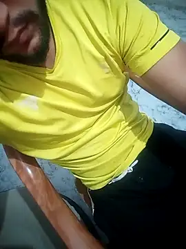 Snapshot of Kartikkartik8595 chatting on 11/18/25, 06:56 Kartikkartik8595 online show from 11/18/25, 06:56