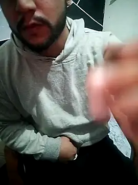 Snapshot of Kartikkartik8595 chatting on 11/27/25, 09:28 Kartikkartik8595 online show from 11/27/25, 09:28