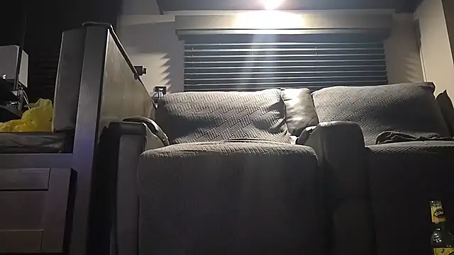 Snapshot of Cobra500hp@xh chatting on 11/16/25, 01:11 Cobra500hpxh online show from 11/16/25, 01:11