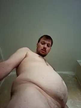 Snapshot of gazb90 chatting on 09/09/25, 05:18 gazb90 online show from 09/09/25, 05:18