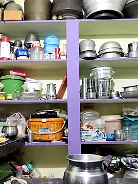 Snapshot of papukurty chatting on 09/11/25, 01:11 papukurty online show from 09/11/25, 01:11