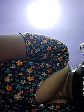 Snapshot of papukurty chatting on 09/12/25, 01:17 papukurty online show from 09/12/25, 01:17