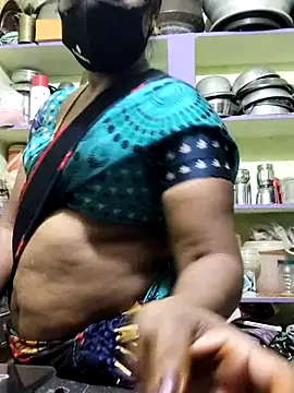 Snapshot of papukurty chatting on 09/22/25, 12:12 papukurty online show from 09/22/25, 12:12