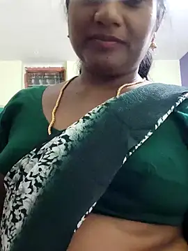 Snapshot of papukurty chatting on 09/27/25, 01:27 papukurty online show from 09/27/25, 01:27