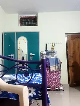 Snapshot of papukurty chatting on 09/30/25, 02:44 papukurty online show from 09/30/25, 02:44