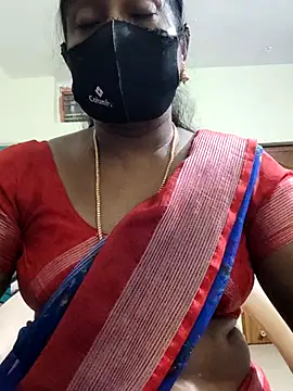 Snapshot of papukurty chatting on 10/11/25, 10:52 papukurty online show from 10/11/25, 10:52