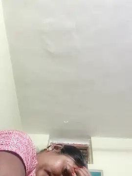 Snapshot of papukurty chatting on 11/02/25, 06:54 papukurty online show from 11/02/25, 06:54