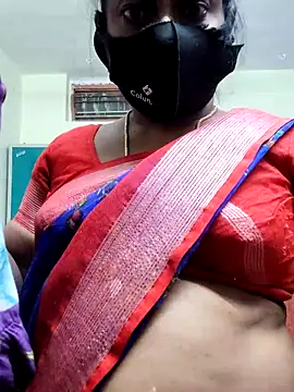 Snapshot of papukurty chatting on 12/04/25, 05:10 papukurty online show from 12/04/25, 05:10