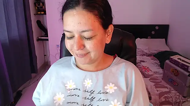 Abbyjoness21 online show from 10/16/25, 01:01