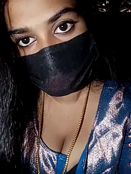 Snapshot of umairahaasan_1 chatting on 09/20/25, 10:38 umairahaasan 1 online show from 09/20/25, 10:38