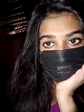 Snapshot of umairahaasan_1 chatting on 11/14/25, 10:14 umairahaasan 1 online show from 11/14/25, 10:14