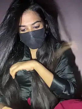 Snapshot of umairahaasan_1 chatting on 03/15/26, 05:30 umairahaasan 1 online show from 03/15/26, 05:30