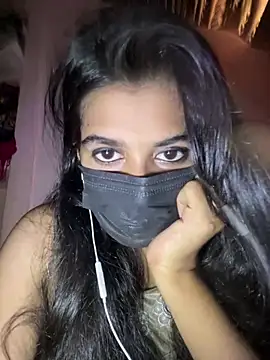 Snapshot of umairahaasan_1 chatting on 04/15/26, 10:22 umairahaasan 1 online show from 04/15/26, 10:22