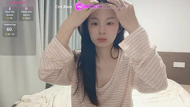 Snapshot of xiao-qinju chatting on 05/08/26, 05:18 xiao-qinju online show from 05/08/26, 05:18