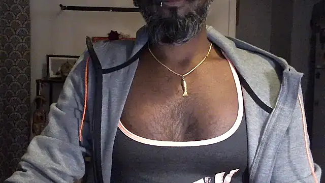 frenchblackc31 online show from 10/13/25, 06:08