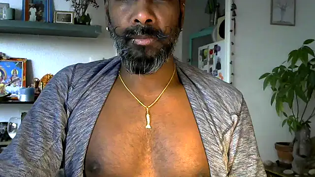 frenchblackc31 online show from 01/09/26, 12:52
