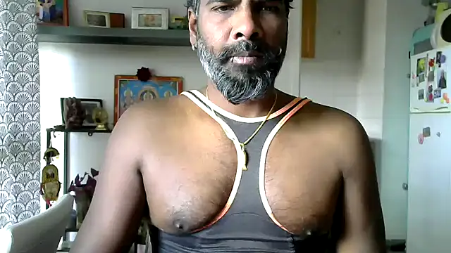 frenchblackc31 online show from 04/03/26, 11:52