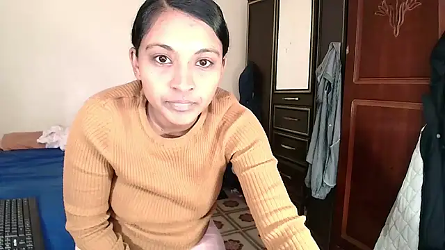 Snapshot of indiansweetflava chatting on 07/14/26, 12:00 indiansweetflava online show from 07/14/26, 12:00