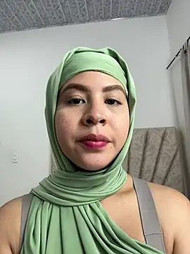 Snapshot of cala_borhan chatting on 04/05/26, 09:23 cala borhan online show from 04/05/26, 09:23