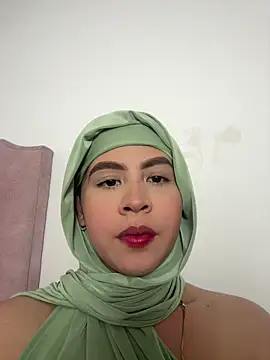 Snapshot of cala_borhan chatting on 04/16/26, 07:47 cala borhan online show from 04/16/26, 07:47