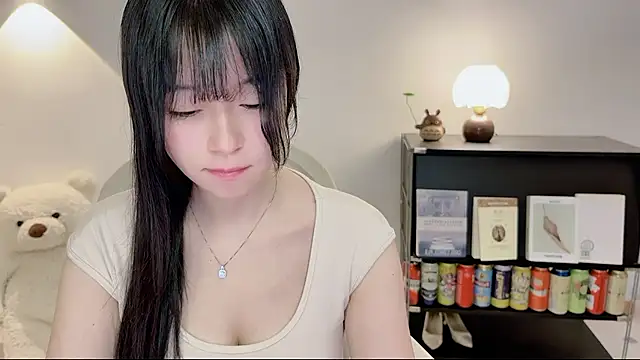 Onechestnut online show from 06/25/26, 05:12