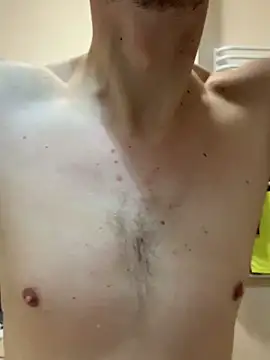 Snapshot of macho1347 chatting on 03/23/26, 04:38 macho1347 online show from 03/23/26, 04:38