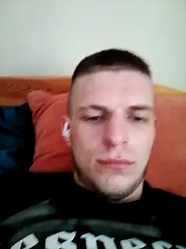 Snapshot of macho1347 chatting on 04/22/26, 04:59 macho1347 online show from 04/22/26, 04:59