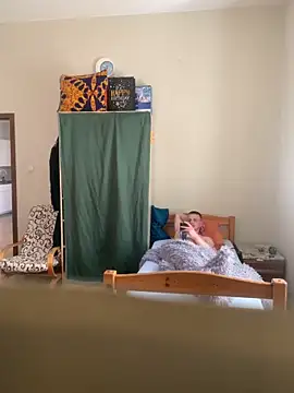 Snapshot of macho1347 chatting on 04/24/26, 10:50 macho1347 online show from 04/24/26, 10:50