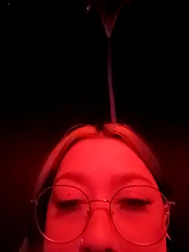 Snapshot of Dulcedeanis chatting on 10/23/25, 03:17 Dulcedeanis online show from 10/23/25, 03:17