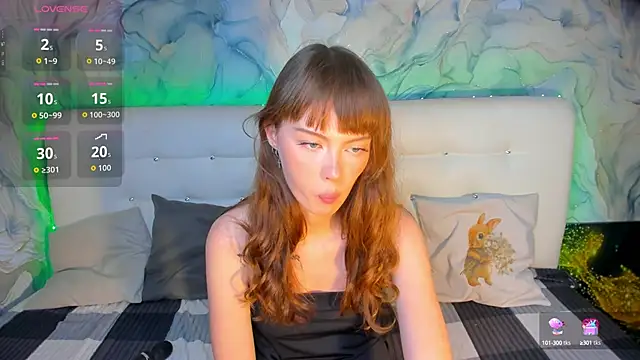 Snapshot of LolaMeddisson chatting on 10/10/25, 08:08 LolaMeddisson online show from 10/10/25, 08:08