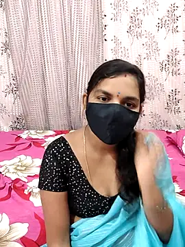 Snapshot of Lalitha-1995 chatting on 09/27/25, 09:14 Lalitha-1995 online show from 09/27/25, 09:14